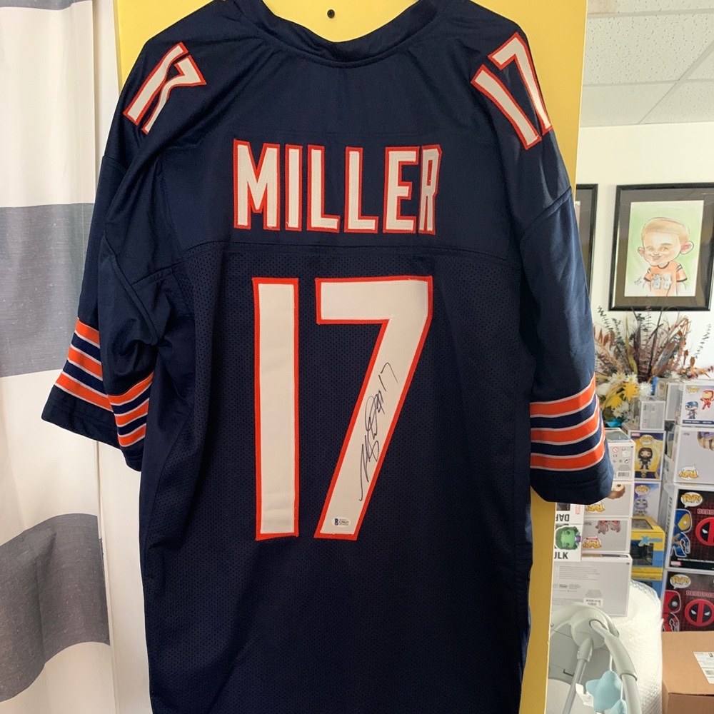 Anthony Miller #17 signed jersey with COA.‎
